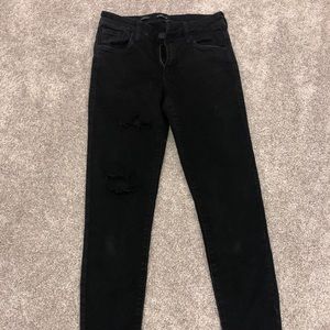 Ripped black skinny jeans!